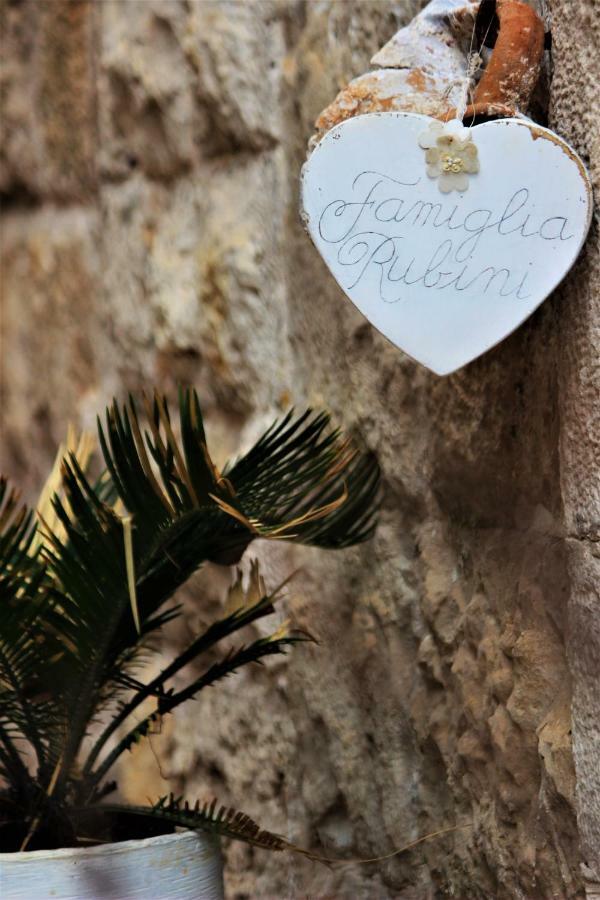 Rubini'S House Hotel Giovinazzo Luaran gambar